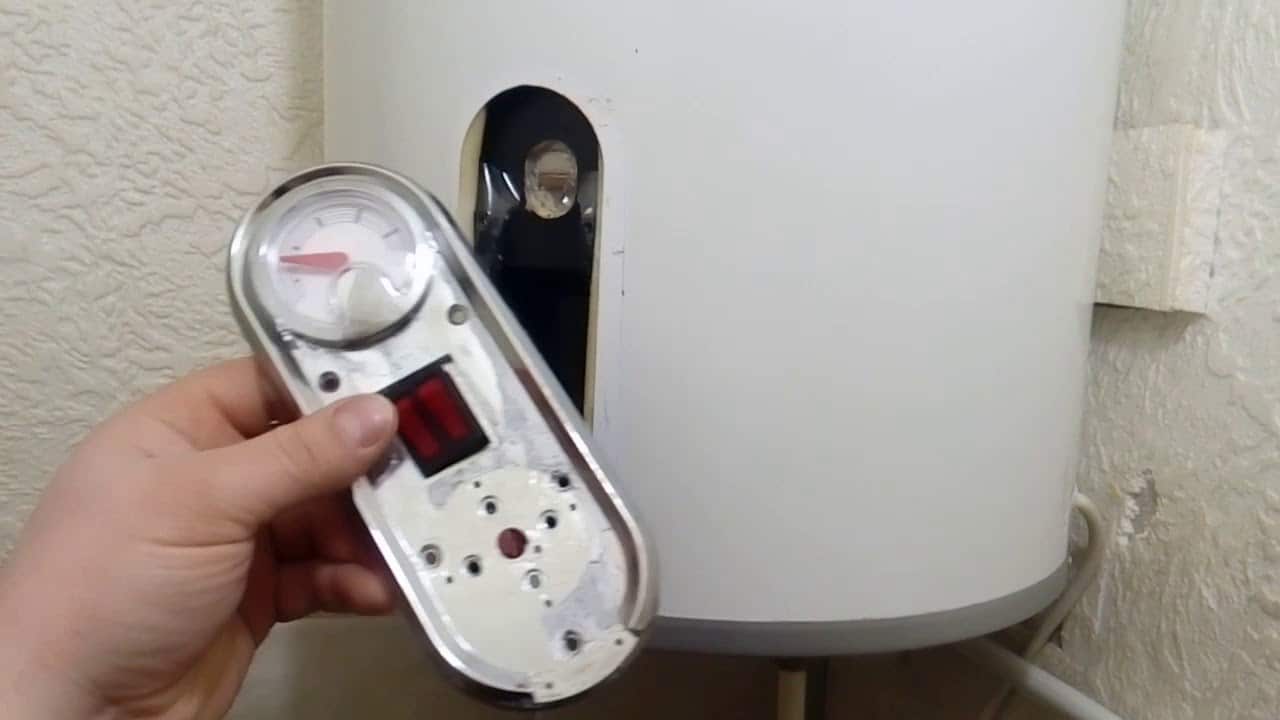 5 Star Plumbing | What to Do if Your Water Heater Runs Out of Hot Water Quickly