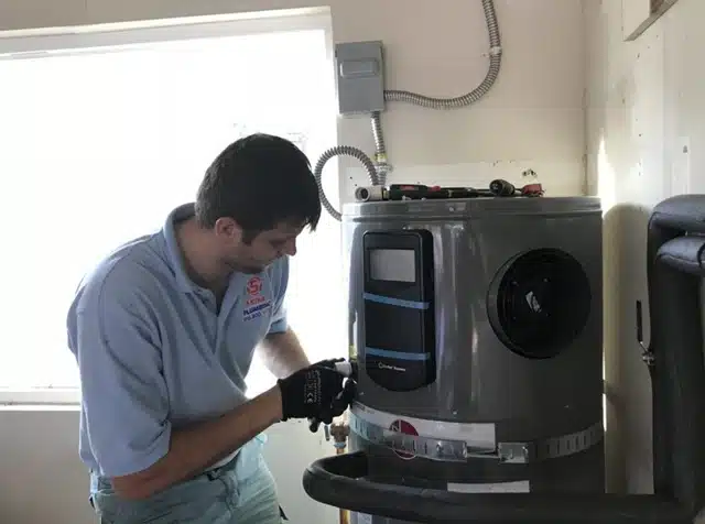 How long does a water heater take to heat up?